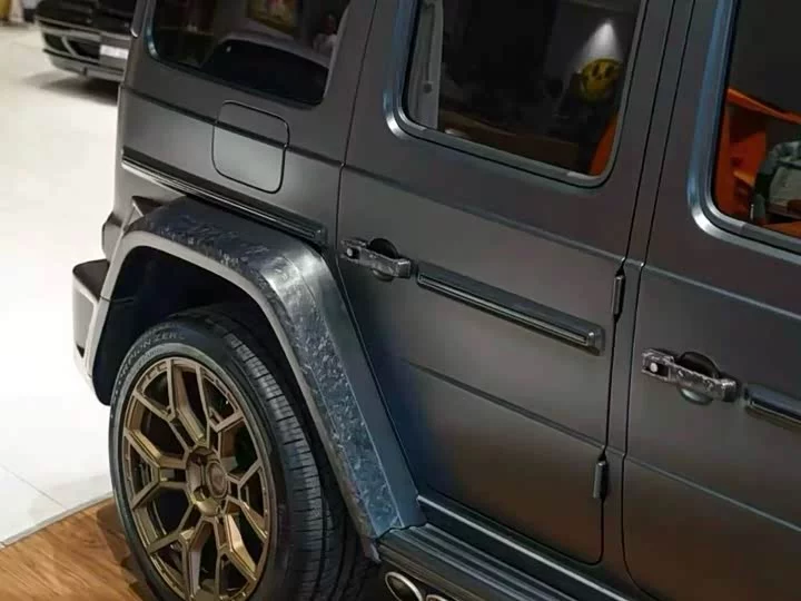 Mercedes-Benz G-rated