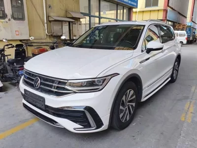 Volkswagen Tiguan L Plug-in Hybrid