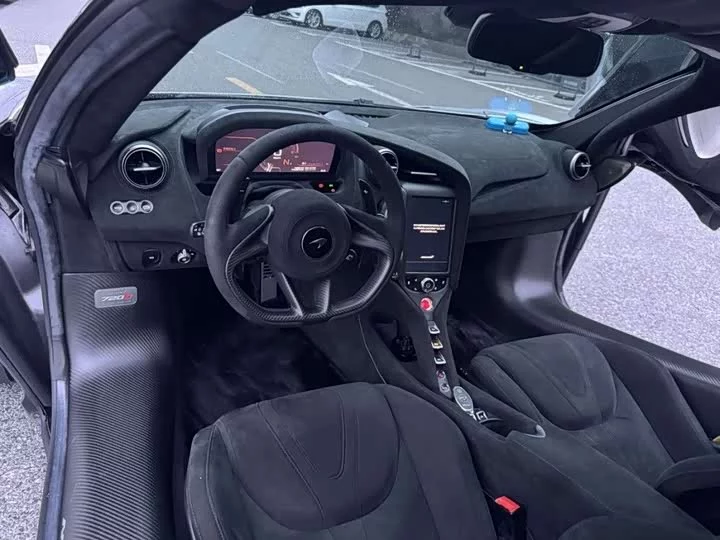 McLaren 720S
