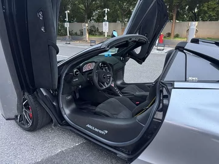 McLaren 720S