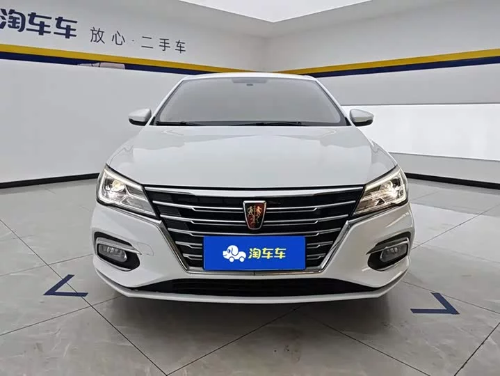 Roewe i5