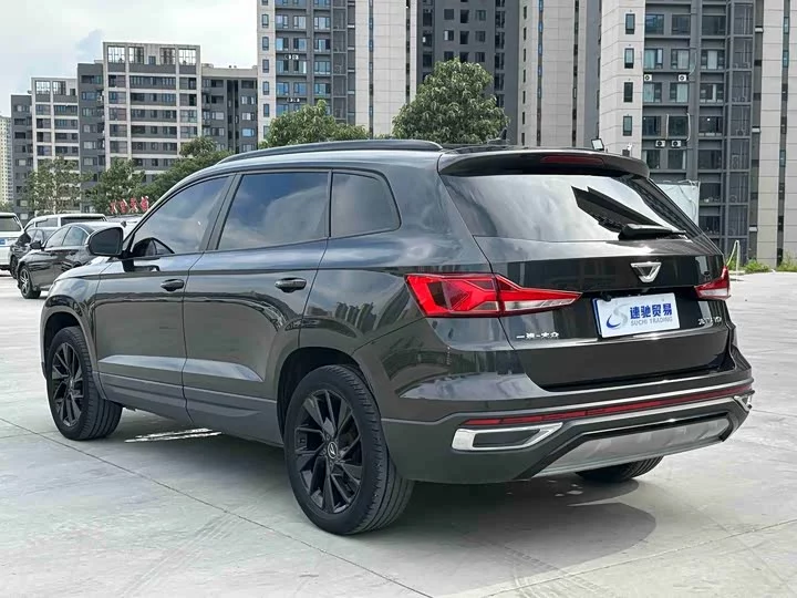 Jetta VS7