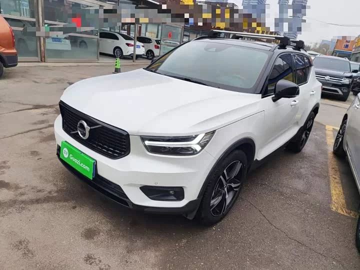 Volvo XC40