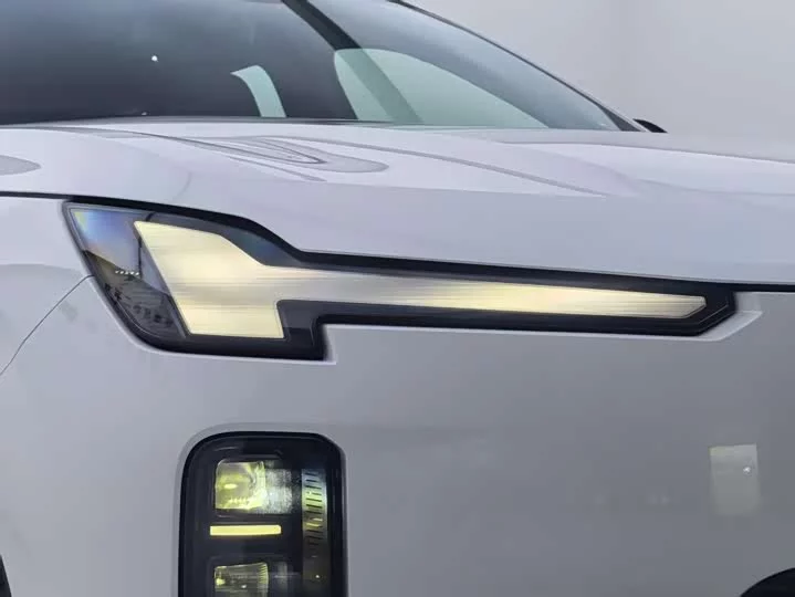 Volvo XC70 plug-in hybrid