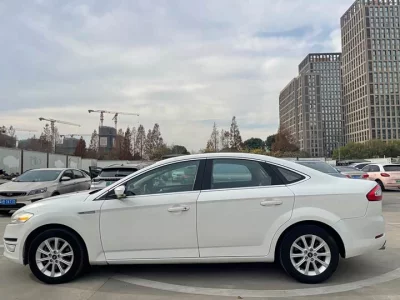 Ford Mondeo Zhisheng