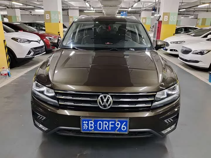 Volkswagen Tiguan L
