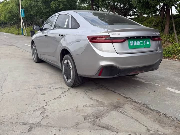 Geely A
