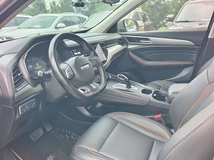 Haval F7