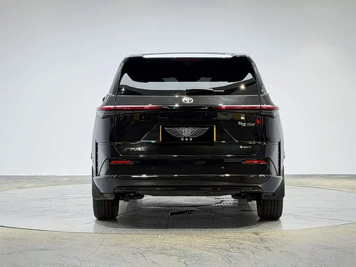 Toyota Bozhi 3X