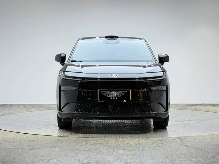 Toyota Bozhi 3X