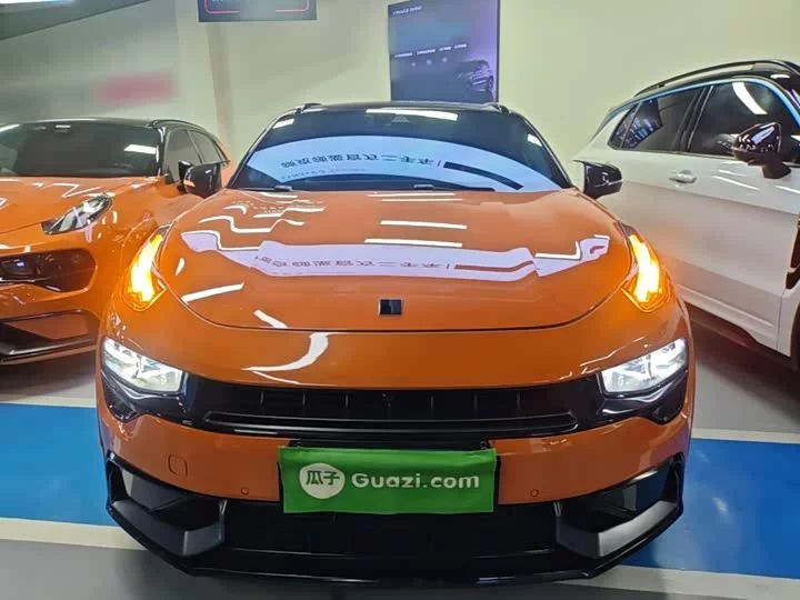 Lynk & Co 02 Hatchback