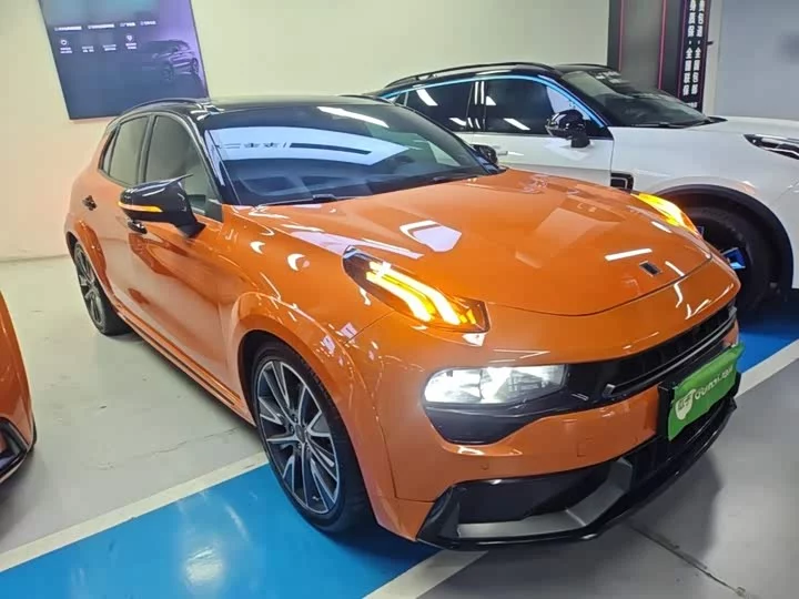 Lynk & Co 02 Hatchback