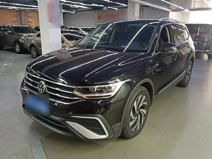 Volkswagen Tiguan L