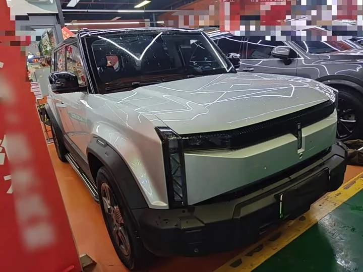 iCAR 03