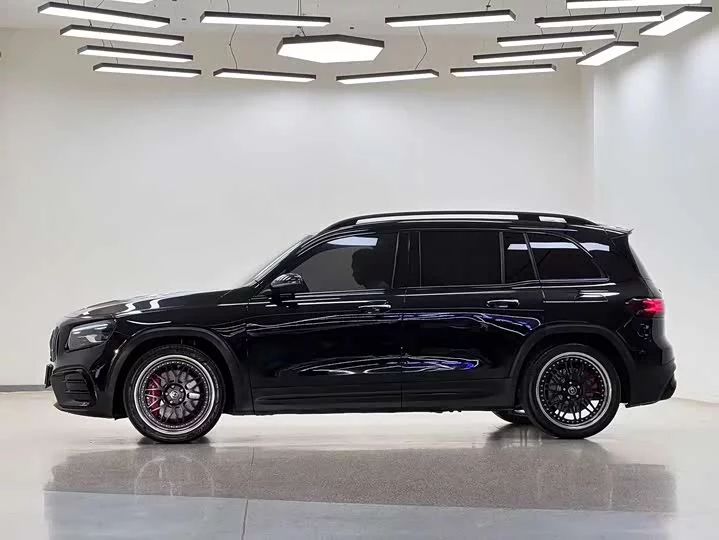 Mercedes-Benz GLB AMG