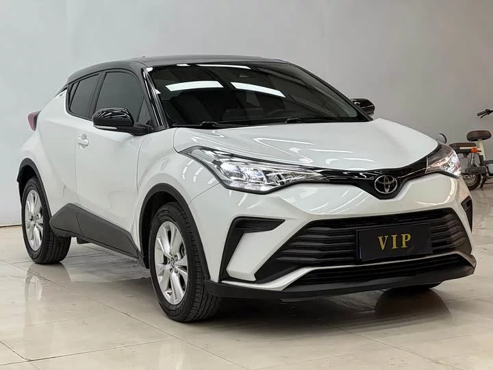 Toyota Yize IZOA