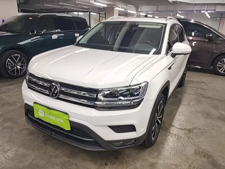 Volkswagen Tharu