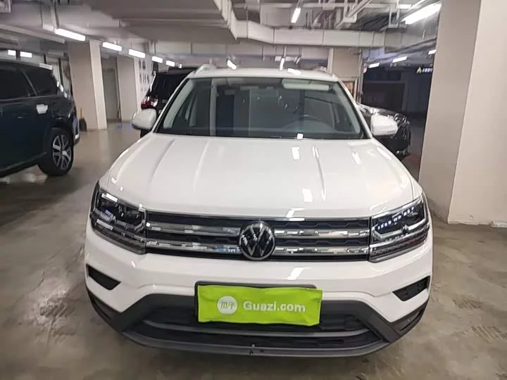 Volkswagen Tharu