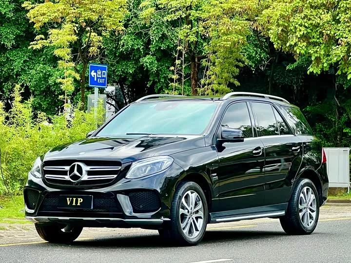 Mercedes-Benz GLE (Imported)