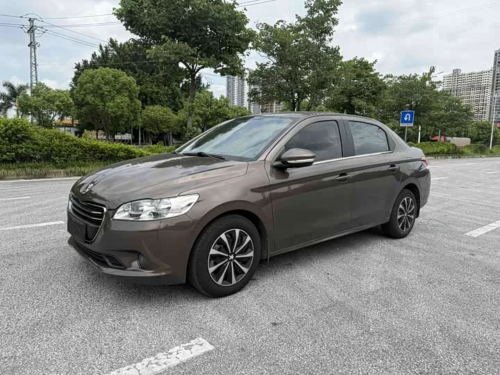 Peugeot 301