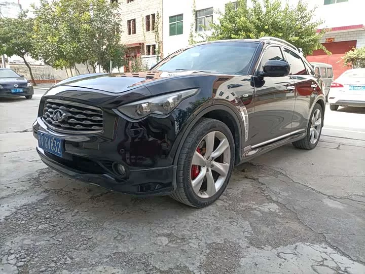 Infiniti FX