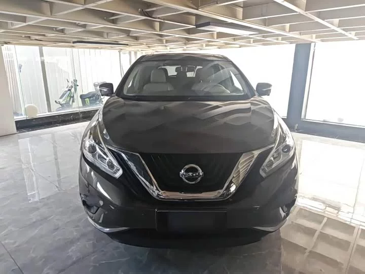 Nissan Loulan