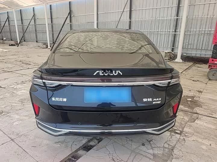 Dongfeng Yixuan MAX