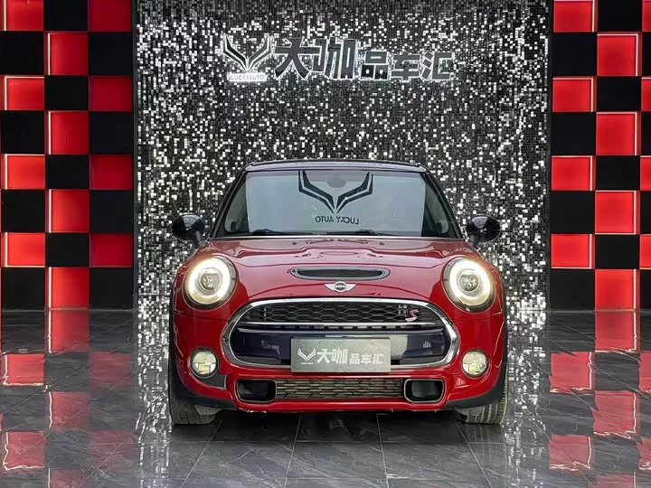 MINI 