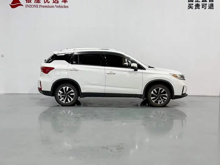 GAC Trumpchi GS4