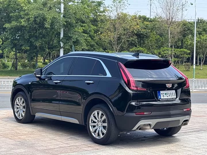 Cadillac XT4
