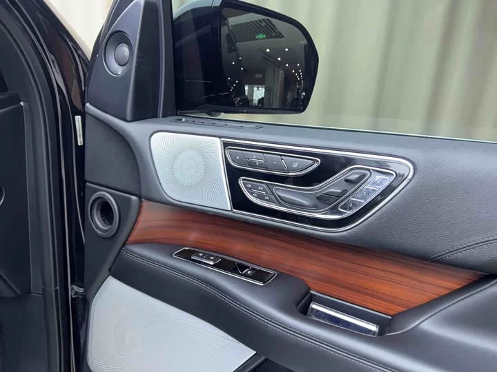 Lincoln pilot