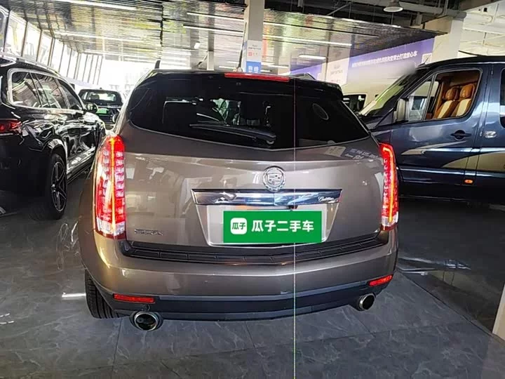 Cadillac SRX