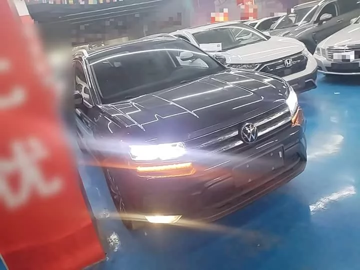 Volkswagen Tharu
