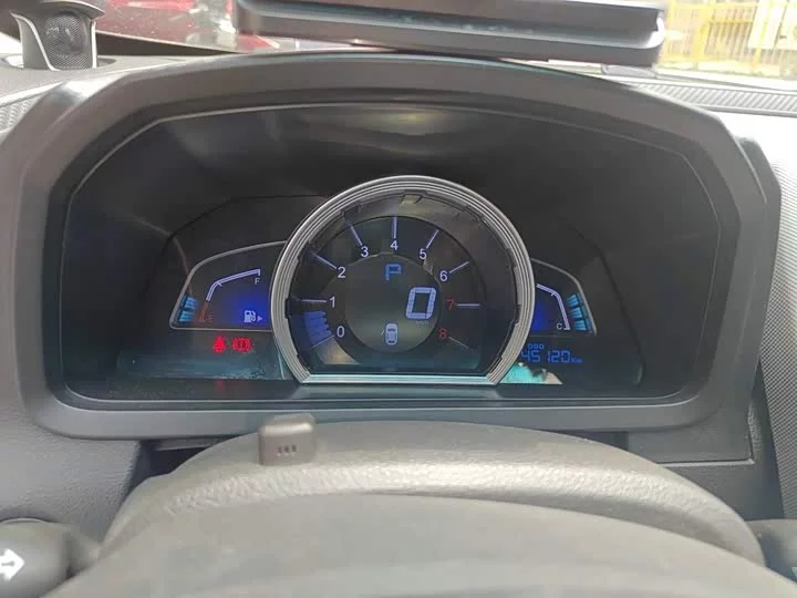 Nazhijie You6 SUV