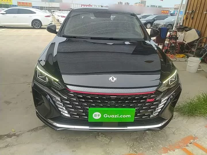 Dongfeng Yixuan MAX