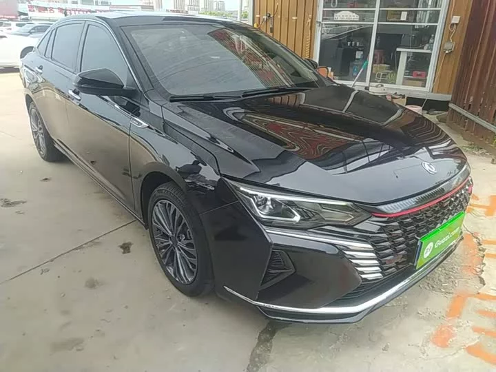 Dongfeng Yixuan MAX