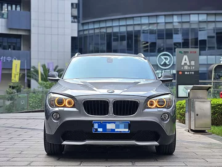 BMW X1