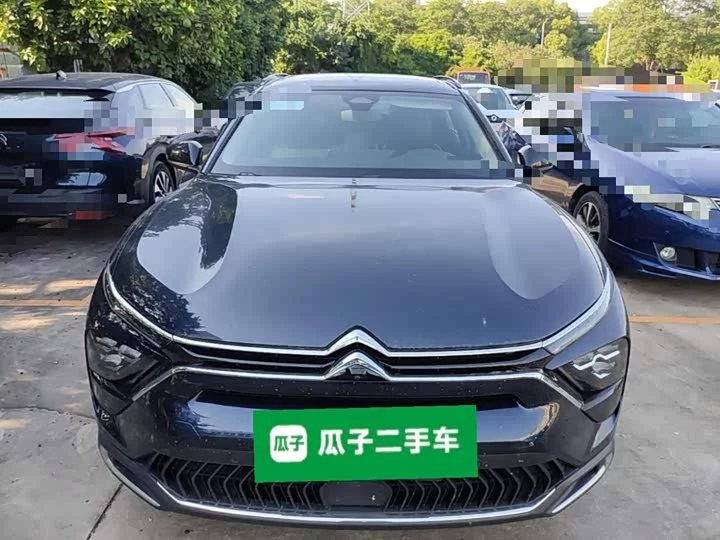 Citroën Versailles C5 X