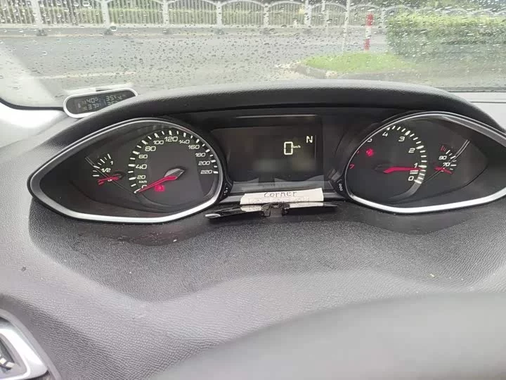 Peugeot 308S