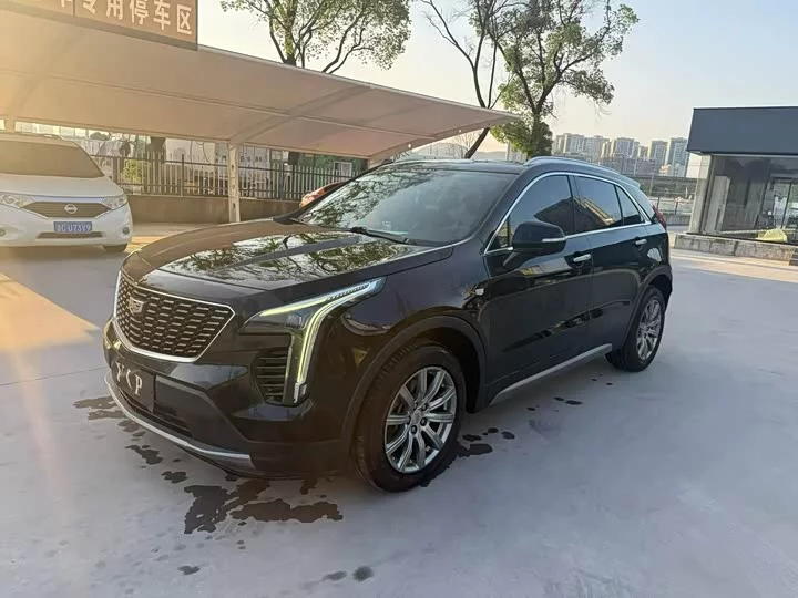 Cadillac XT4