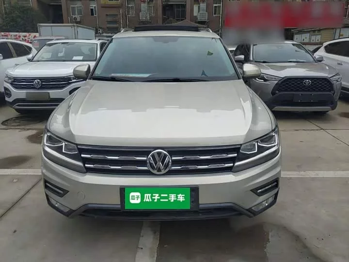 Volkswagen Tiguan L