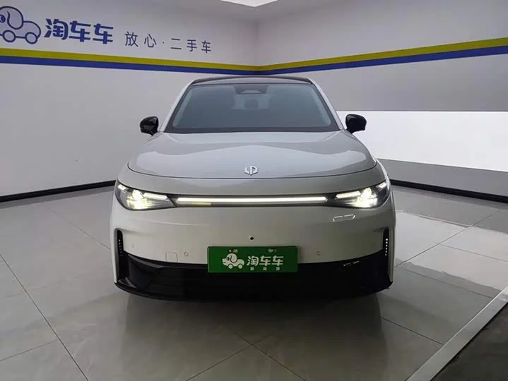 Leapmotor Zero running C10