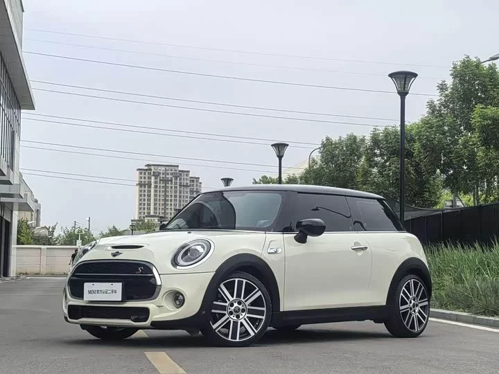 MINI 