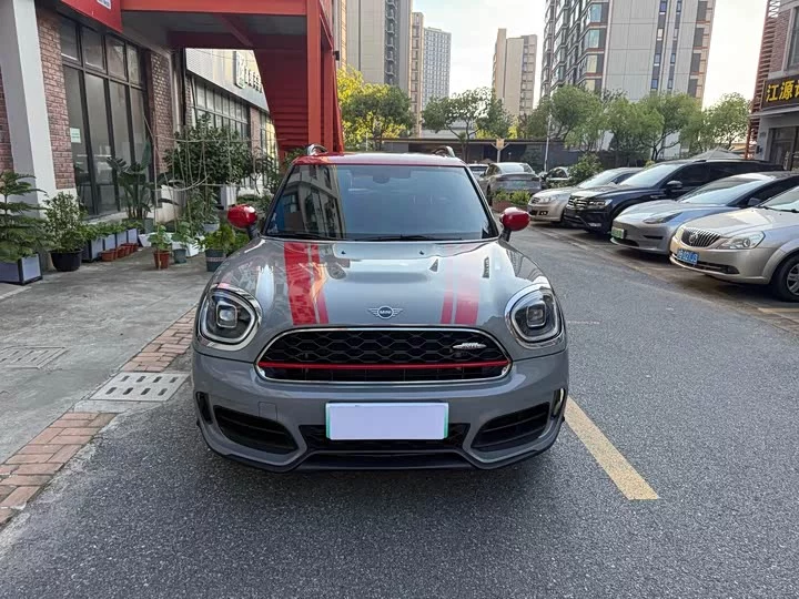 MINI JCW COUNTRYMAN