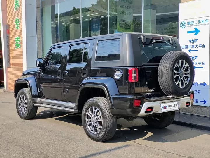 BAIC BJ40