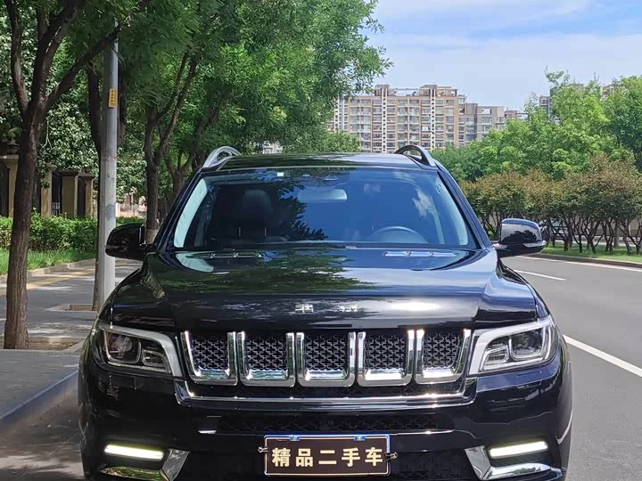 BAIC BJ90
