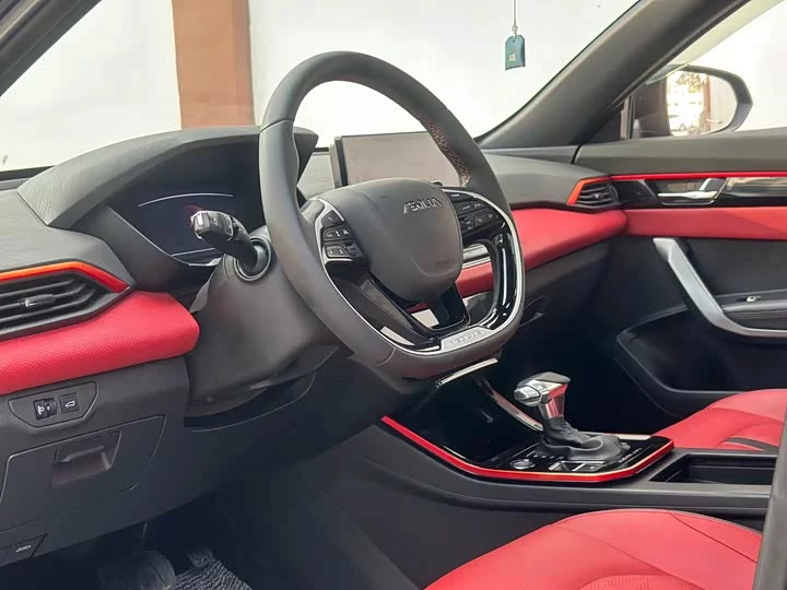 Dongfeng Yixuan
