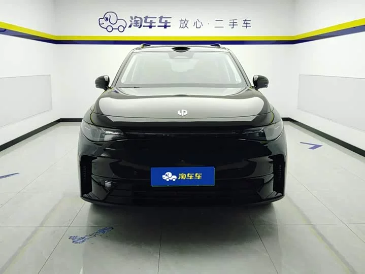 Leapmotor C16