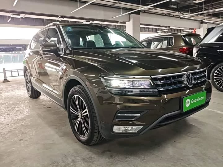 Volkswagen Tiguan L