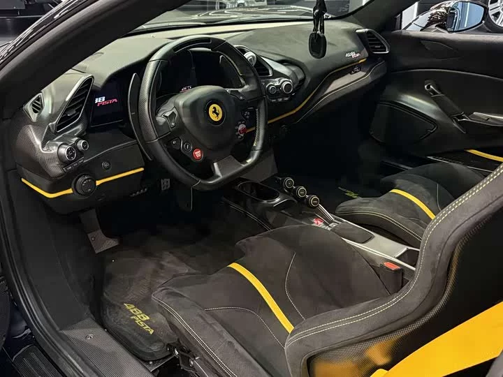 ferrari 488